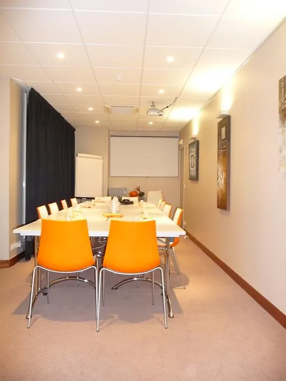 Orion Haussman 3*